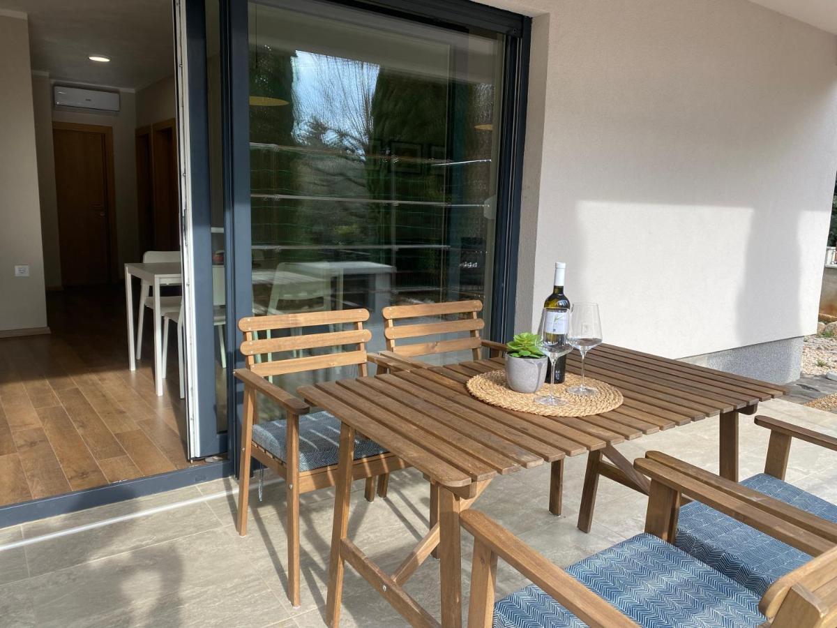 M Plus Residence Pinezići Εξωτερικό φωτογραφία