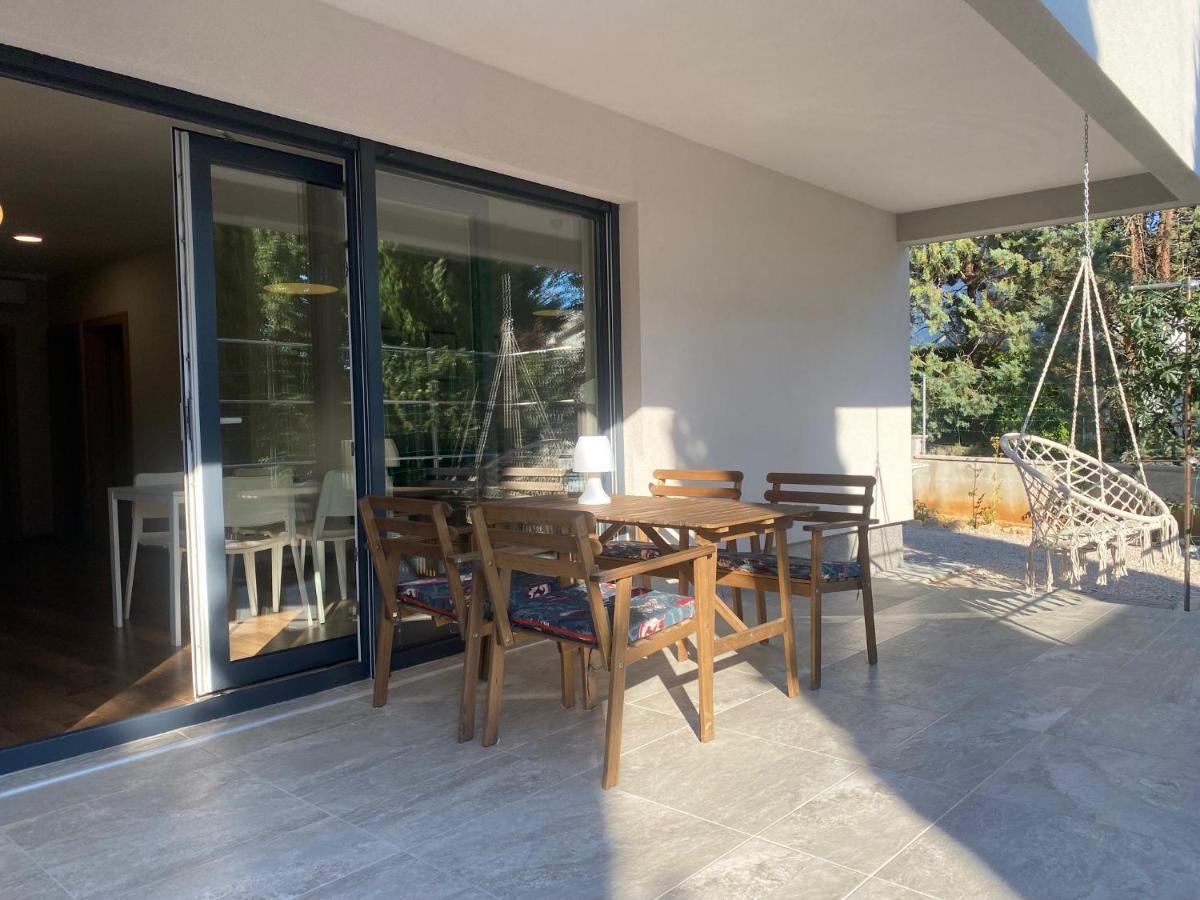M Plus Residence Pinezići Εξωτερικό φωτογραφία