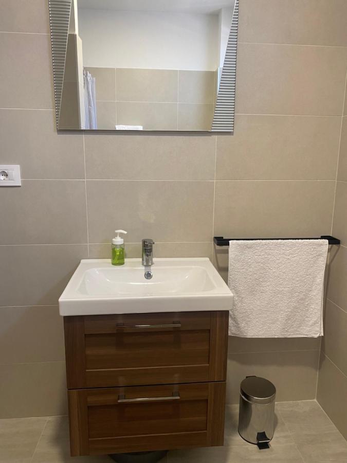 M Plus Residence Pinezići Εξωτερικό φωτογραφία