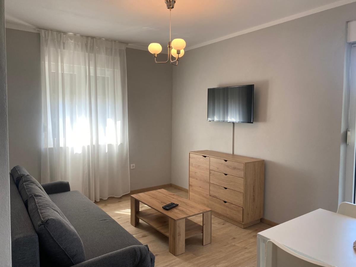 M Plus Residence Pinezići Εξωτερικό φωτογραφία